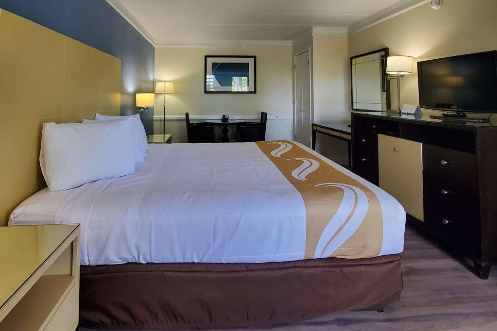 Quality Inn Hampton Room photo