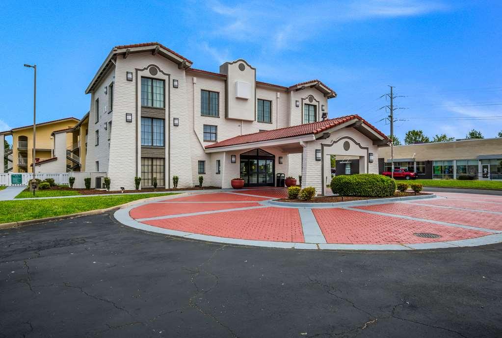 Quality Inn Hampton Exterior photo