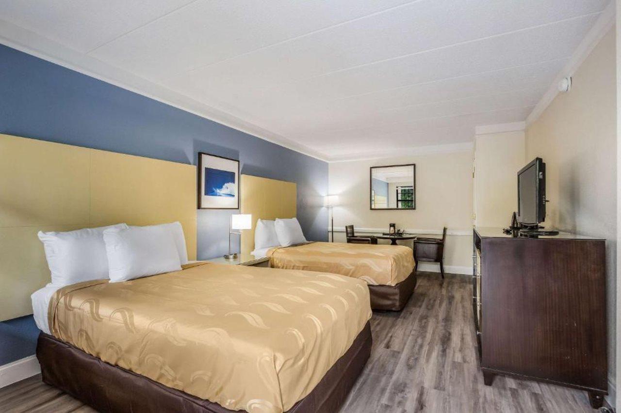 Quality Inn Hampton Exterior photo